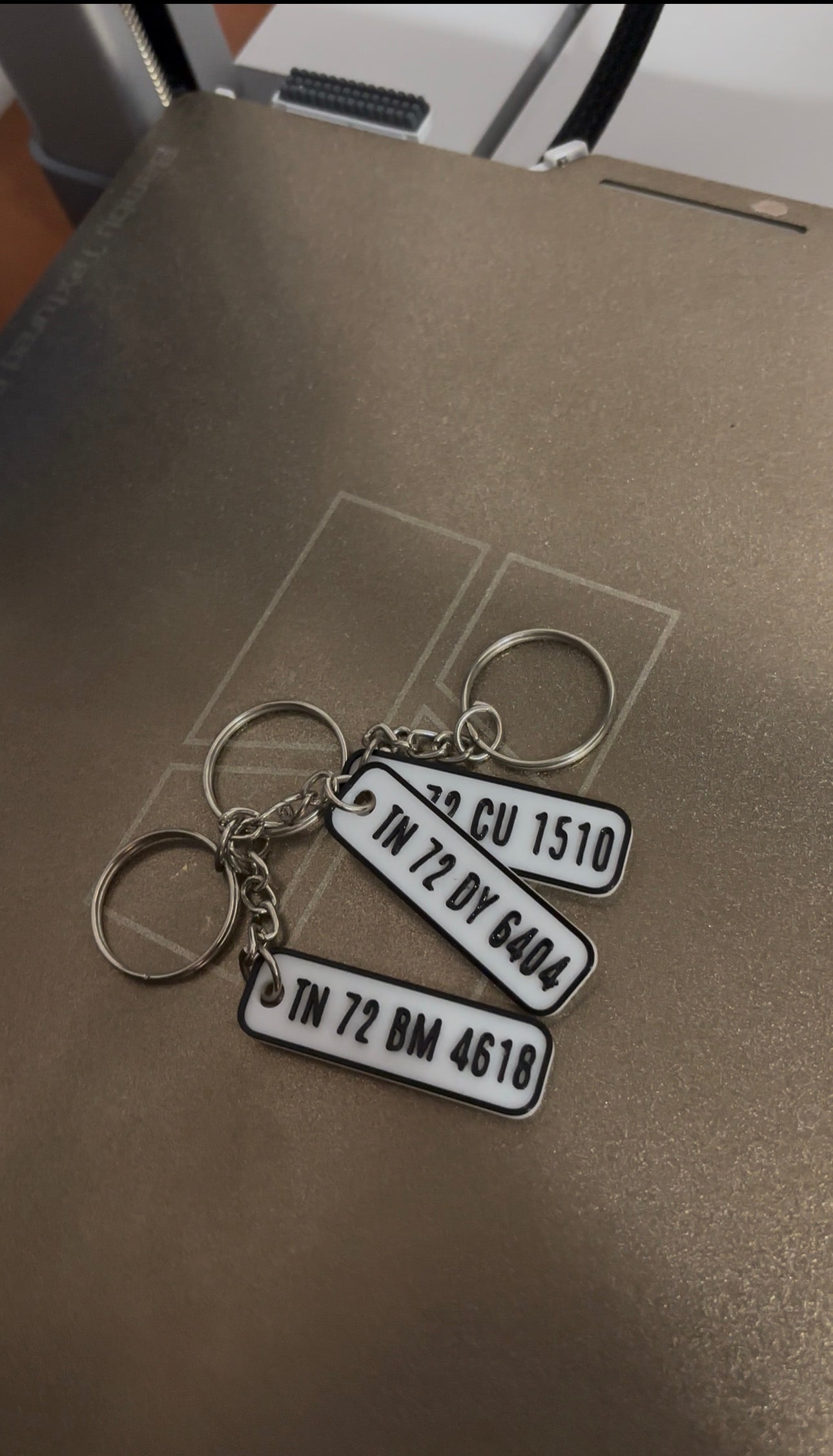 Custom Mini Number Plate Keychain – Personalized Indian Vehicle Registration Key Tag