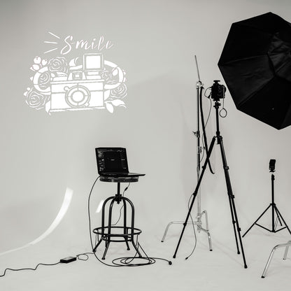 Maxxxmart Smile & Shoot Stencil